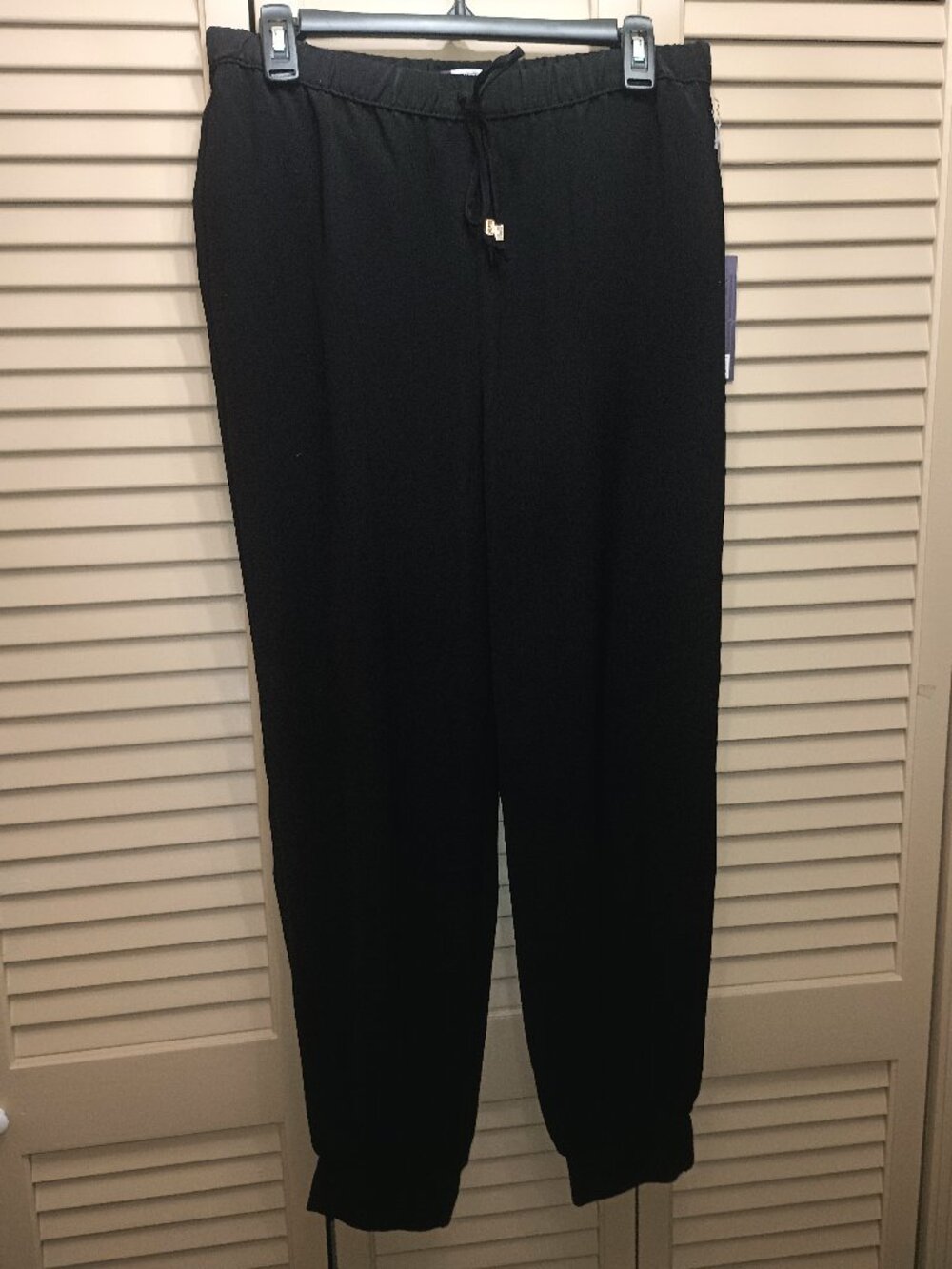 Jennifer Lopez Size M Black Pull-on Tapered Leg Pants Stretch Waist &Cuff